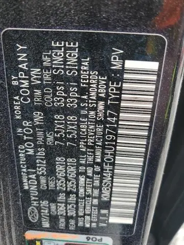 2017 HYUNDAI SANTA FE SE  