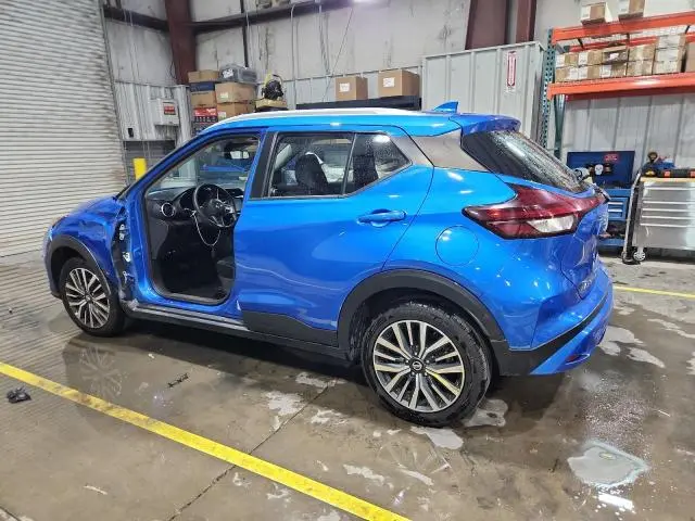 2021 NISSAN KICKS SV  