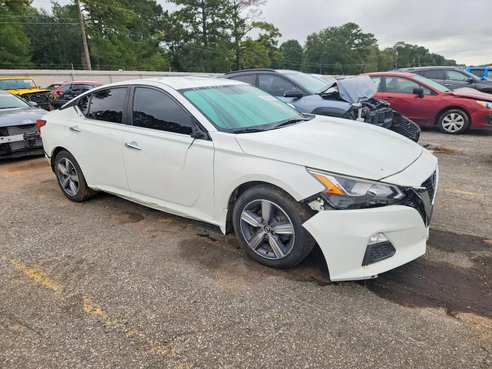 2020 NISSAN ALTIMA S  