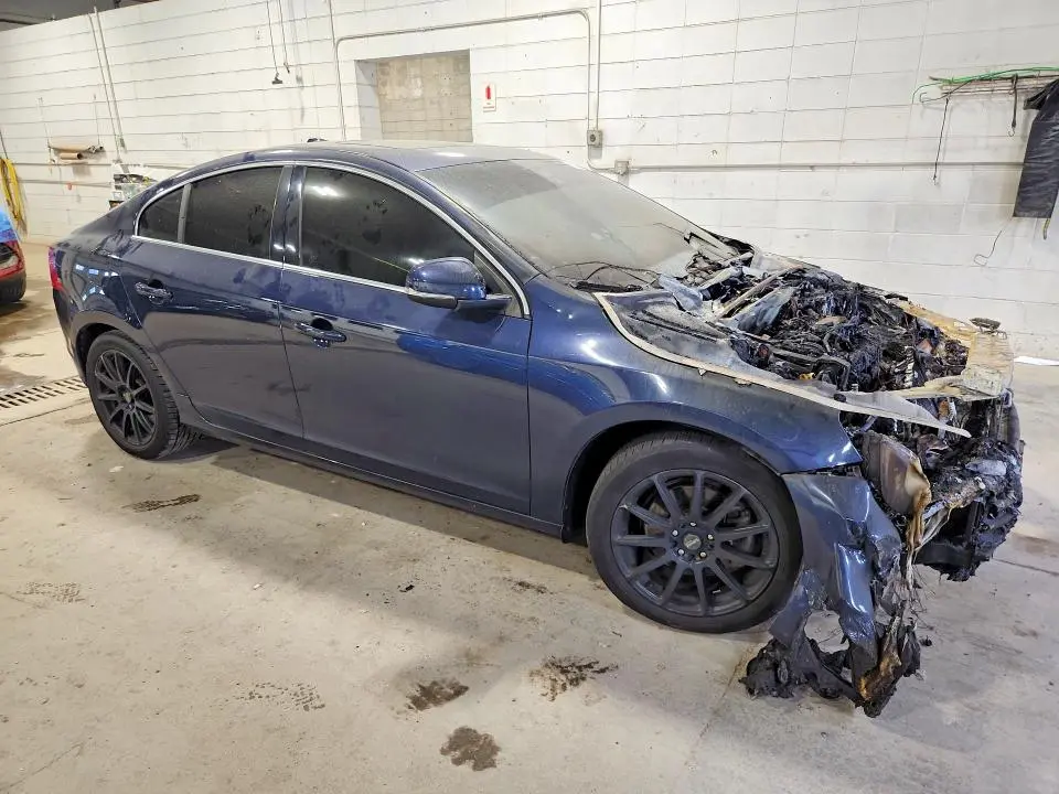 2015 VOLVO S60 PREMIER  