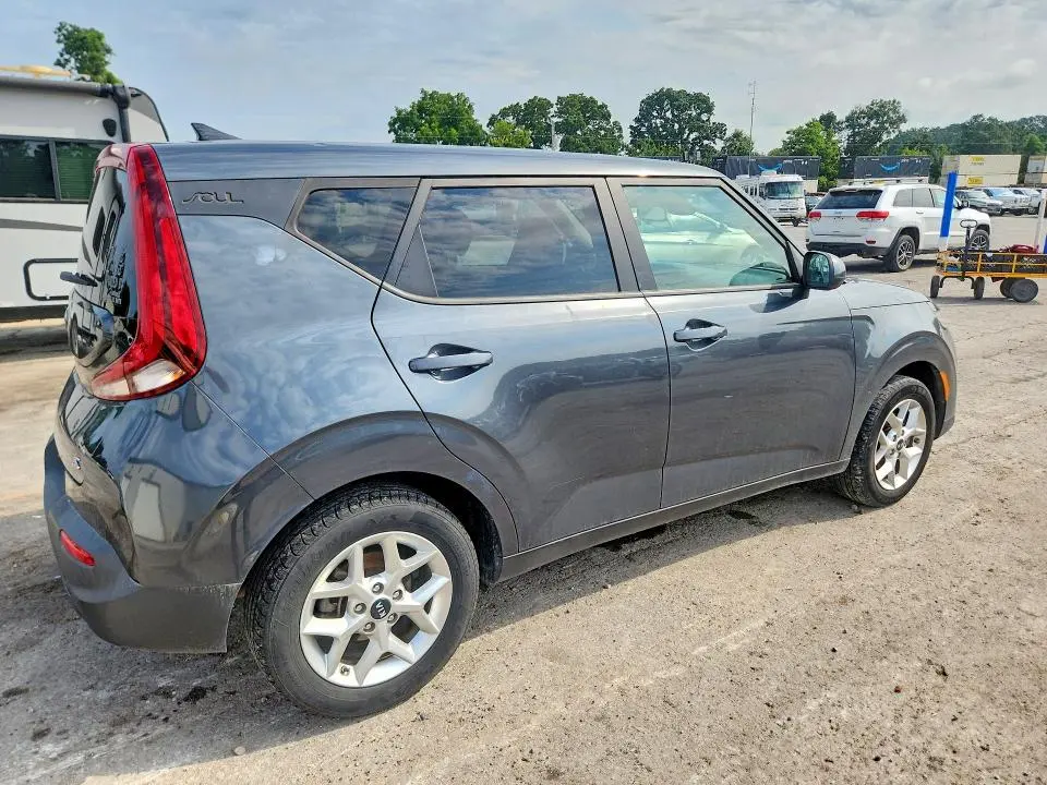2021 KIA SOUL   