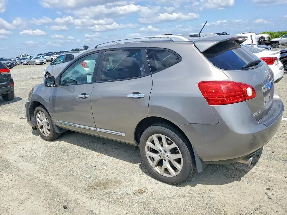 2011 NISSAN ROGUE S  