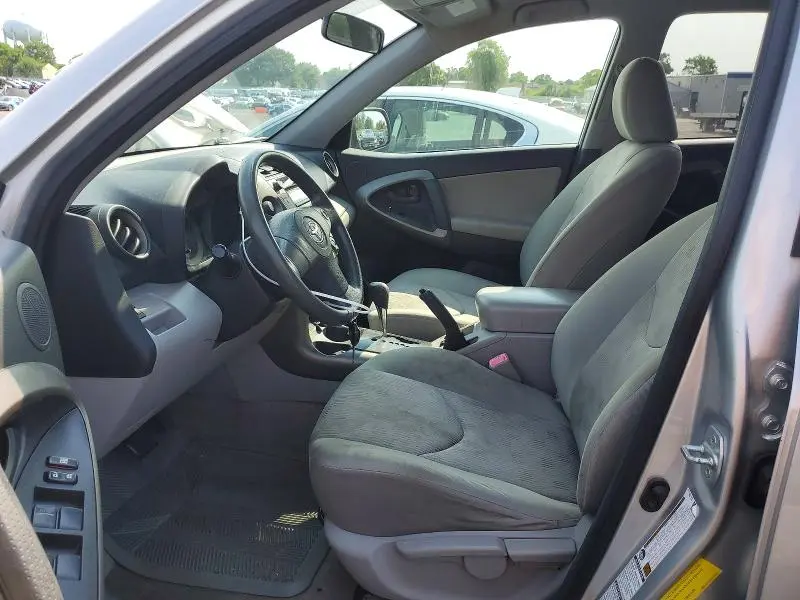 2010 TOYOTA RAV4 BASE  