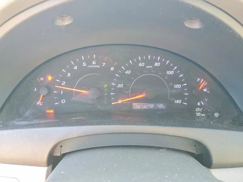 2010 TOYOTA CAMRY LE  