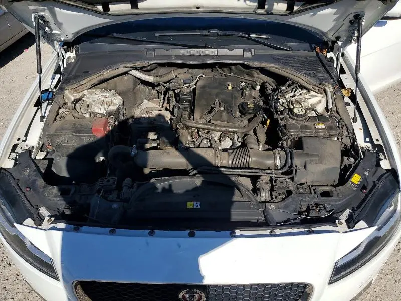 2018 JAGUAR XF PRESTIGE  