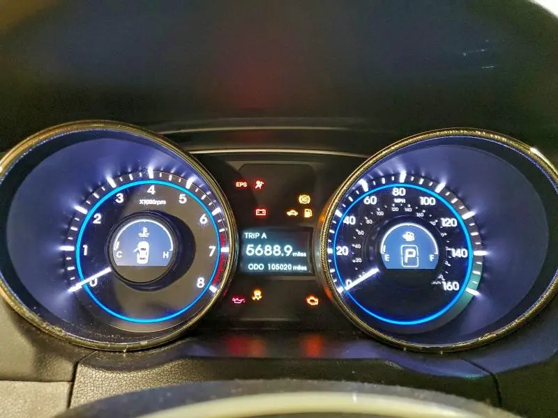 2012 HYUNDAI SONATA SE  