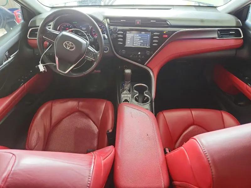 2018 TOYOTA CAMRY XSE  