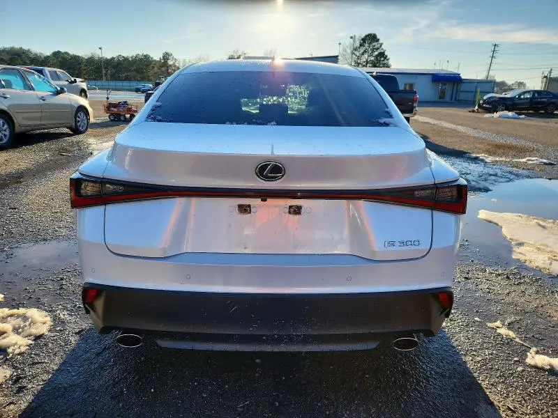 2022 LEXUS IS 300  