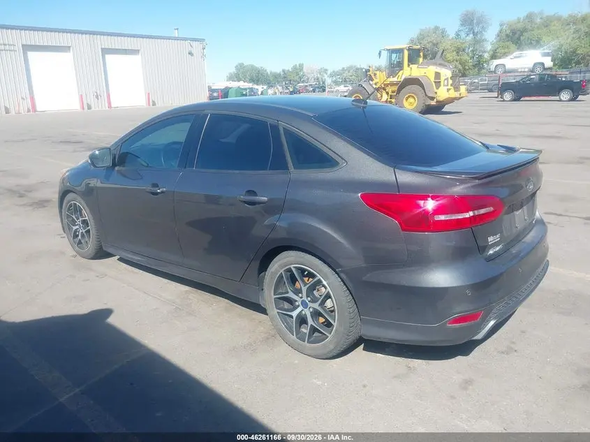 2015 FORD FOCUS SE
