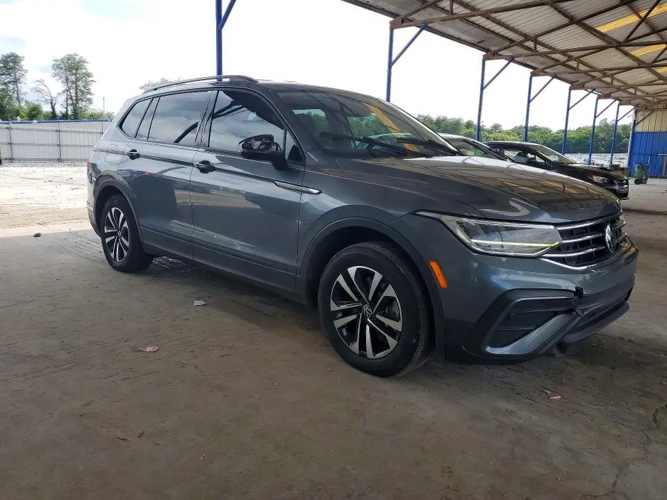 2022 VOLKSWAGEN TIGUAN S  