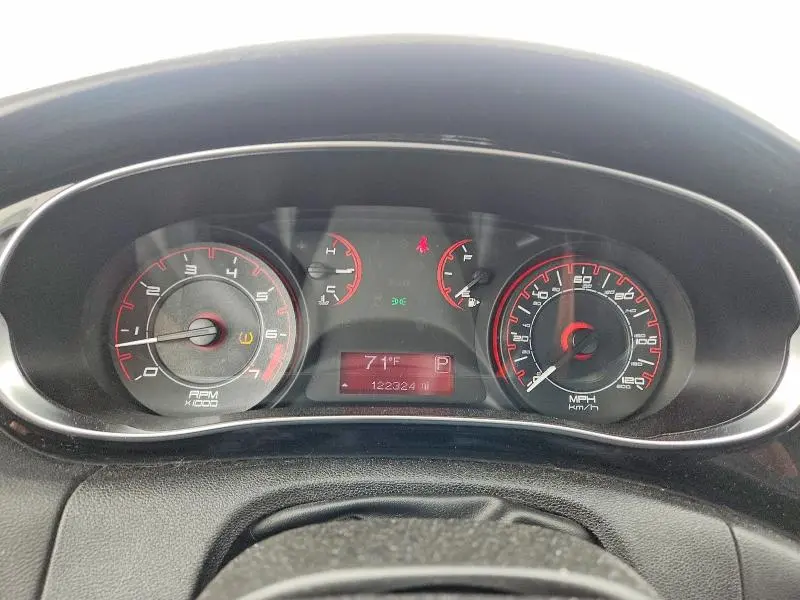 2013 DODGE DART SE  