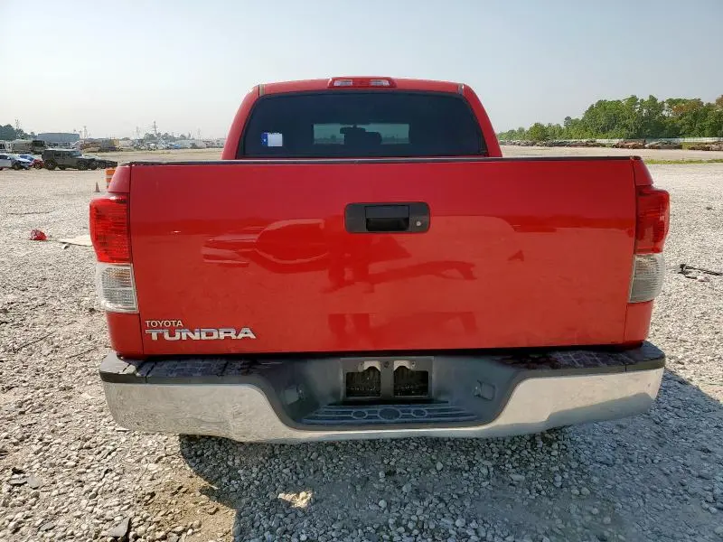 2013 TOYOTA TUNDRA CREWMAX SR5  