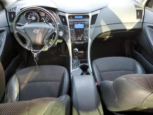 2013 HYUNDAI SONATA SE  