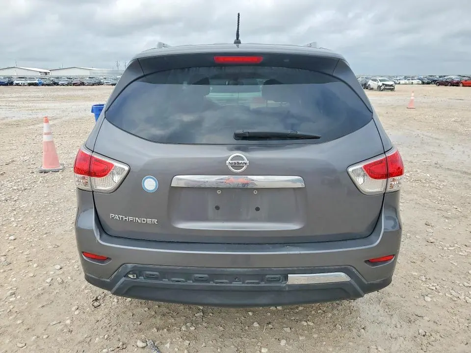 2016 NISSAN PATHFINDER S  