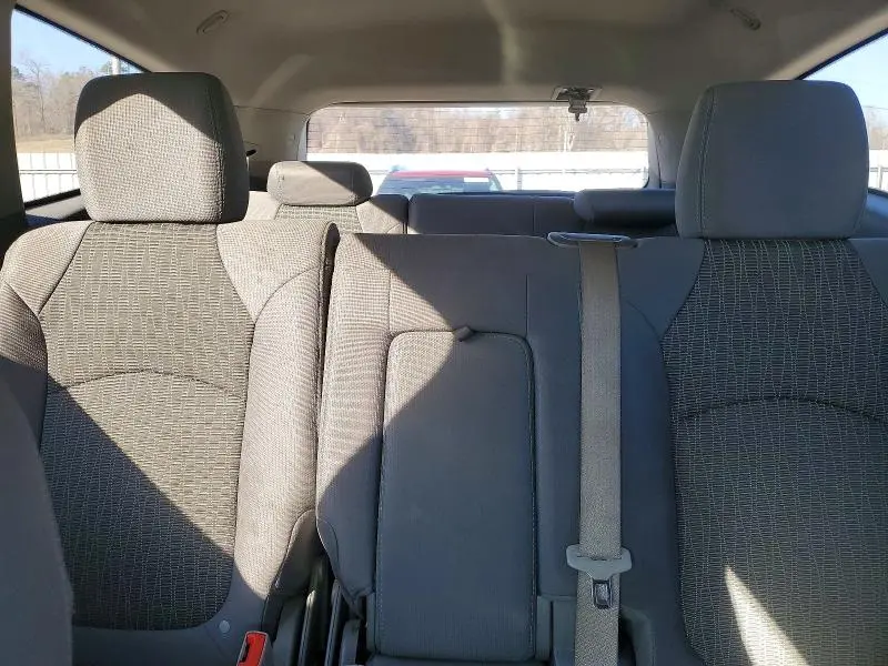 2013 CHEVROLET TRAVERSE LS  