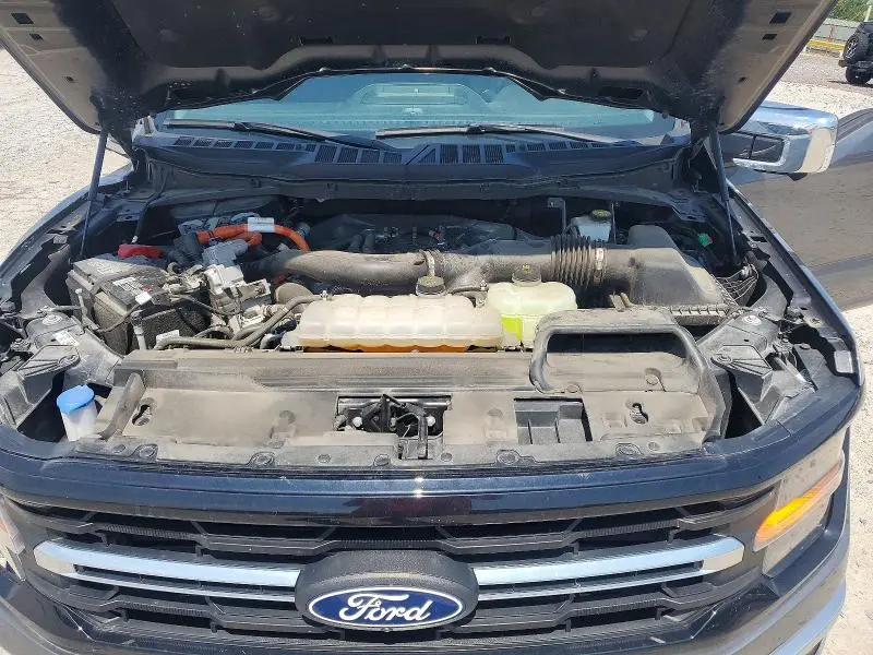 2024 FORD F150 XLT  