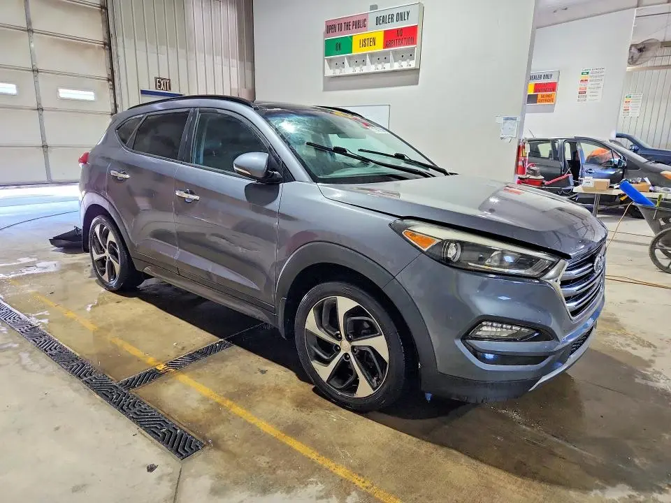 2016 HYUNDAI TUCSON LIMITED  