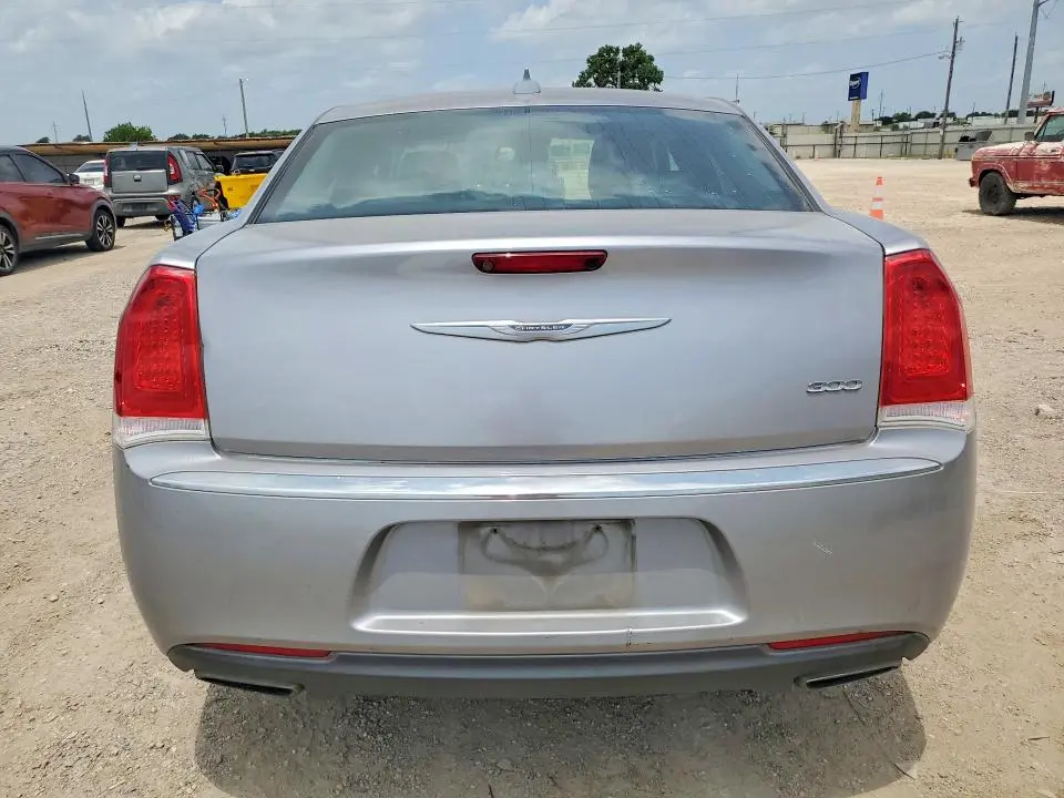 2018 CHRYSLER 300 LIMITED  