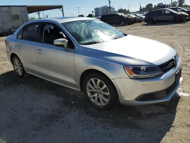 2012 VOLKSWAGEN JETTA SE  