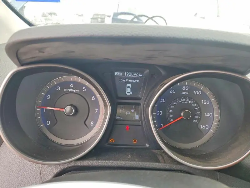 2016 HYUNDAI ELANTRA GT BASE  