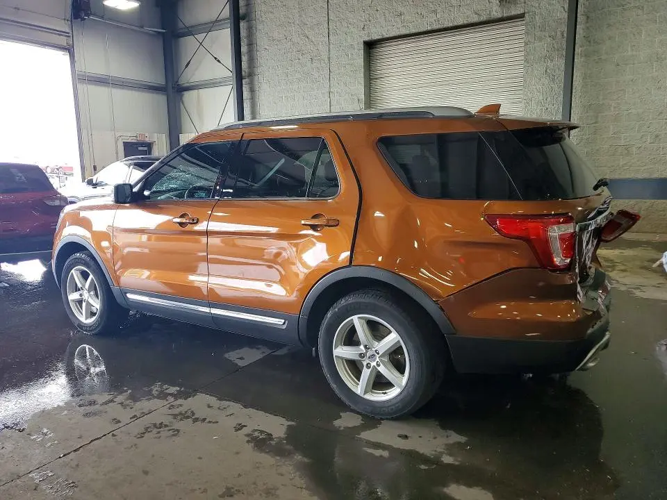2017 FORD EXPLORER XLT  