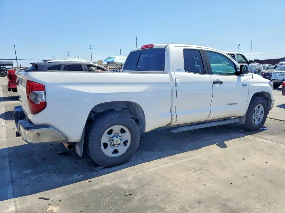 2019 TOYOTA TUNDRA SR5  