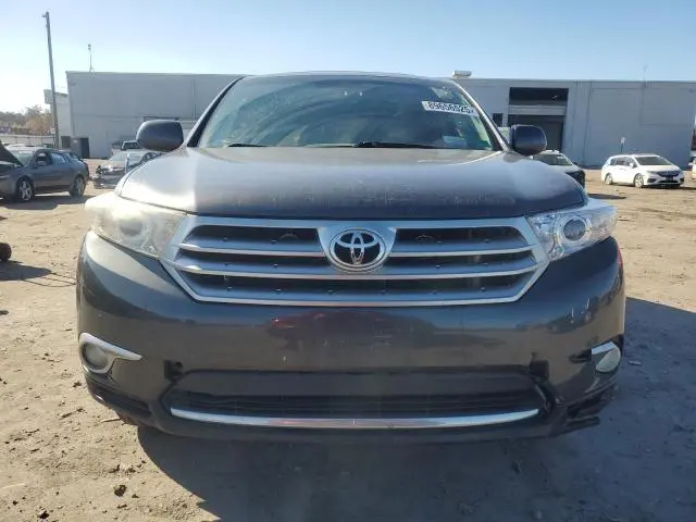2011 TOYOTA HIGHLANDER BASE  