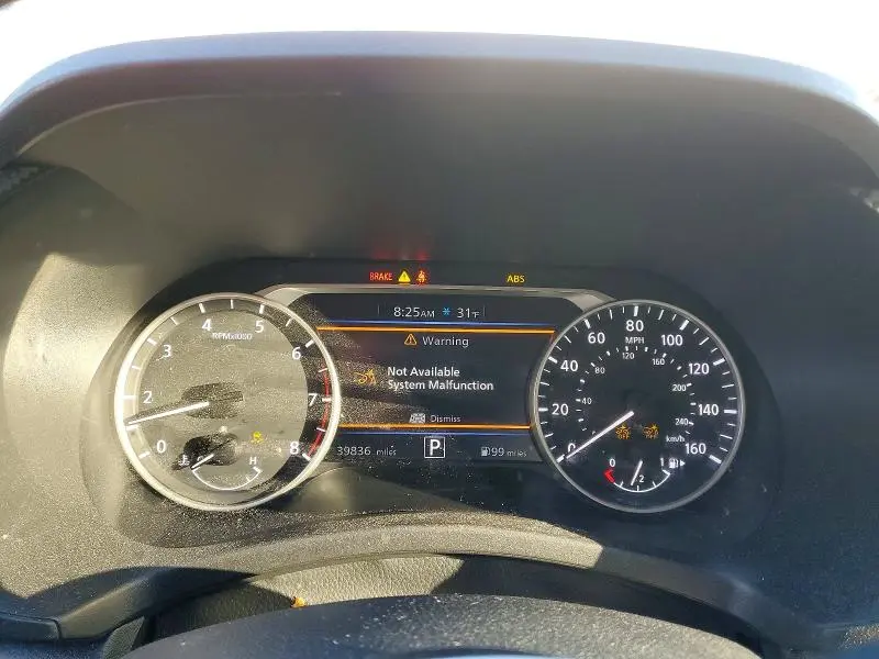 2022 NISSAN SENTRA SR  