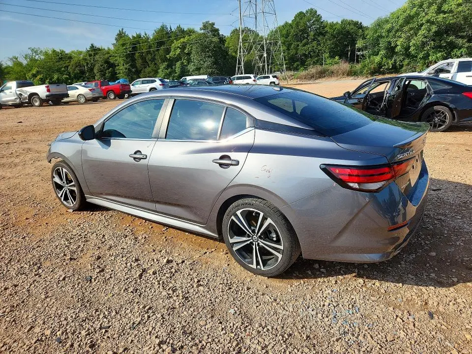 2022 NISSAN SENTRA SR  