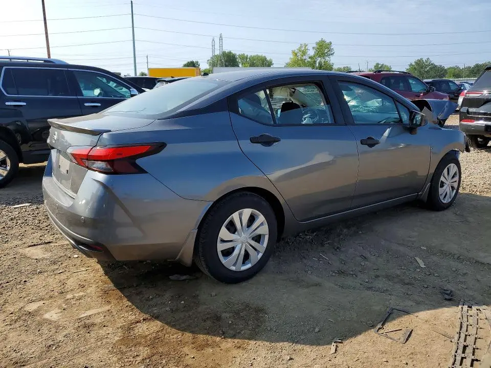 2020 NISSAN VERSA S  