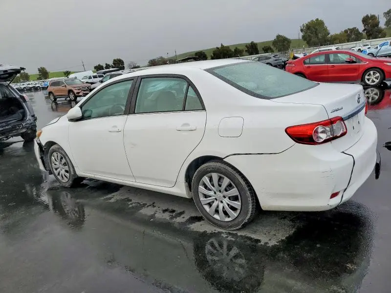 2013 TOYOTA COROLLA BASE  