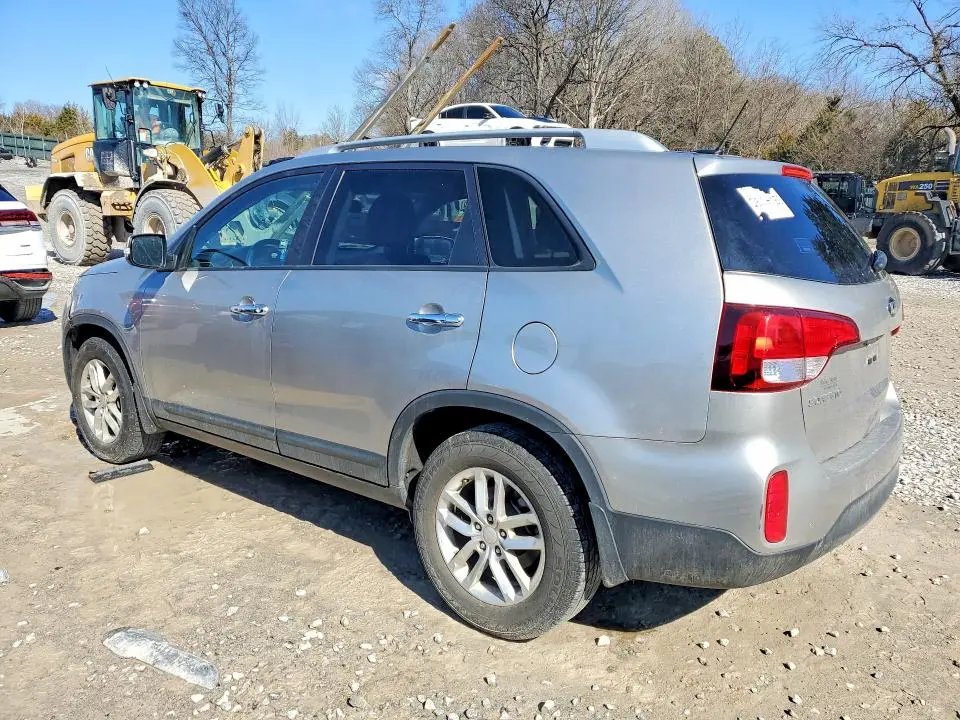 2015 KIA SORENTO LX  