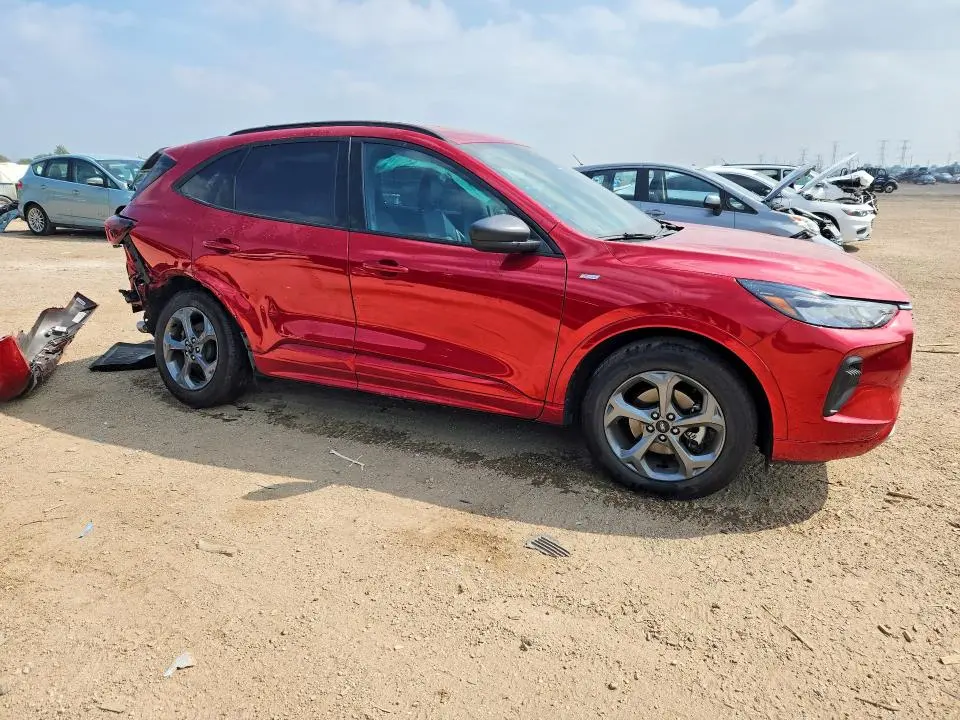 2024 FORD ESCAPE ST LINE  
