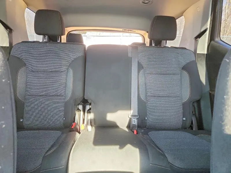 2021 CHEVROLET TRAVERSE LS  