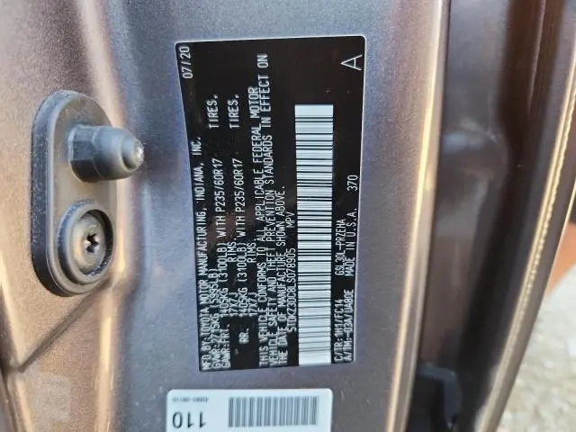 2020 TOYOTA SIENNA LE  