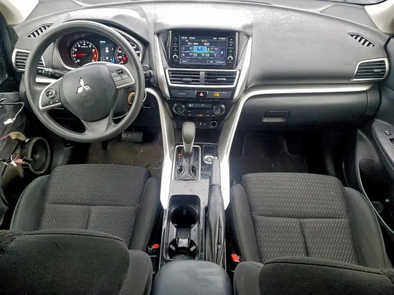 2019 MITSUBISHI ECLIPSE CROSS ES  