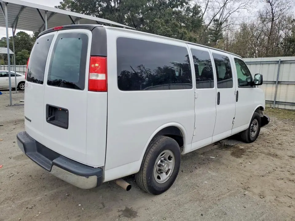 2019 CHEVROLET EXPRESS G2500 LT  