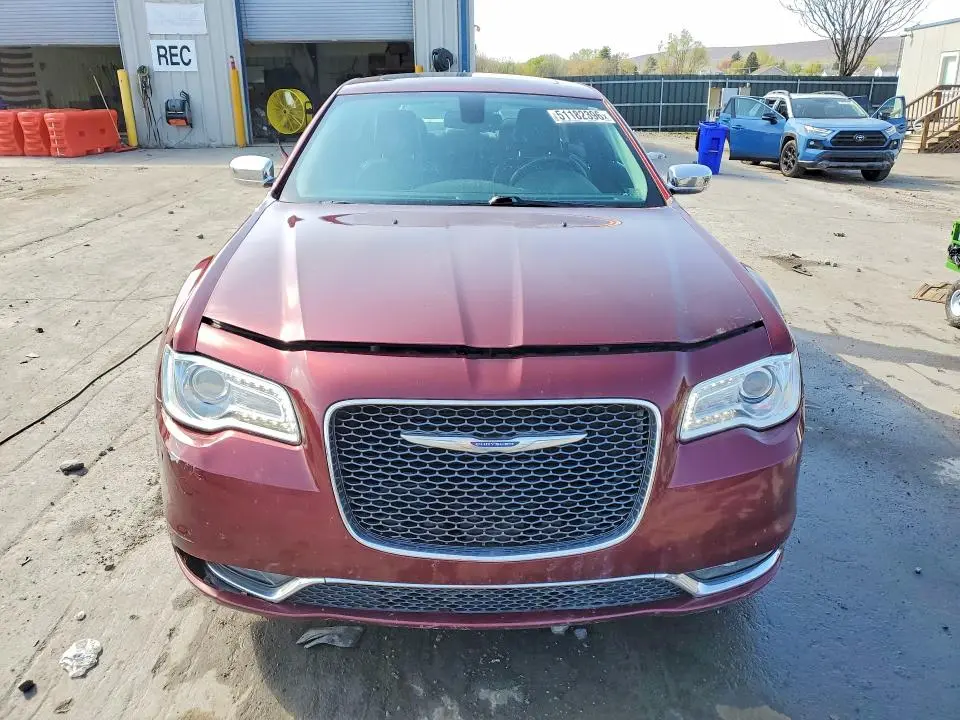 2016 CHRYSLER 300C   