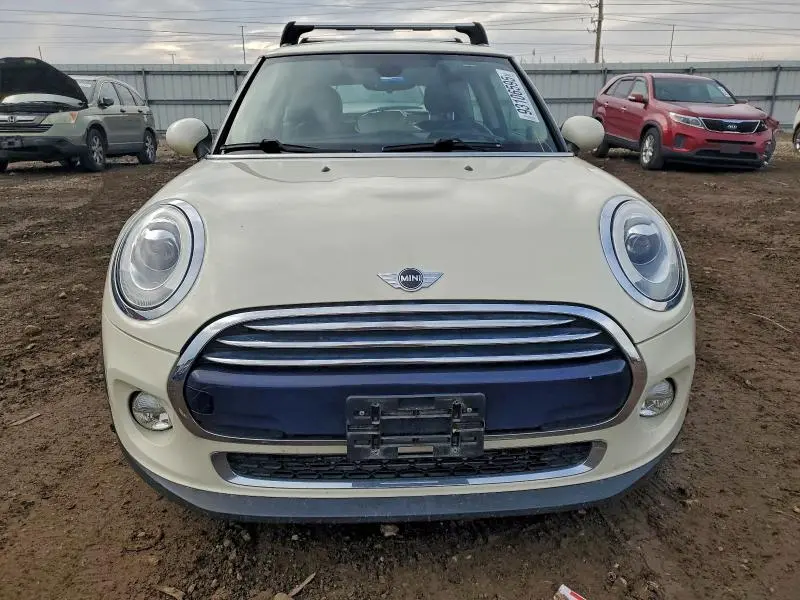 2018 MINI COOPER   