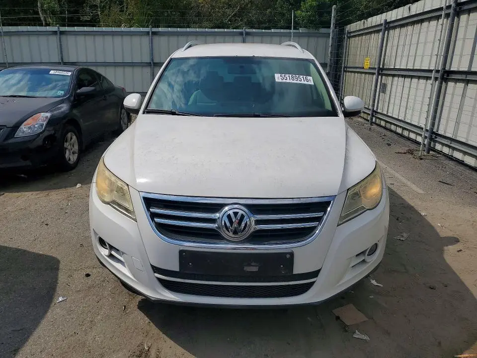 2010 VOLKSWAGEN TIGUAN S  