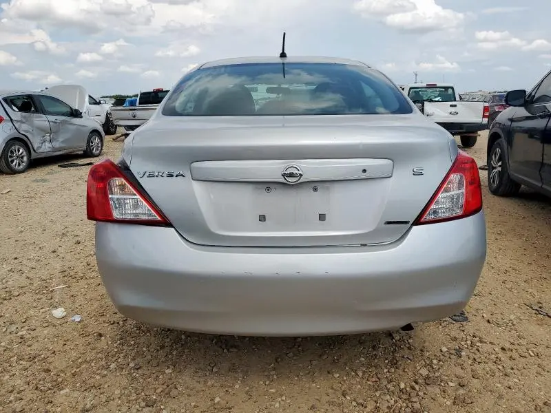 2012 NISSAN VERSA S  