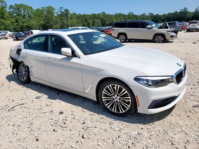 2018 BMW 530XE   