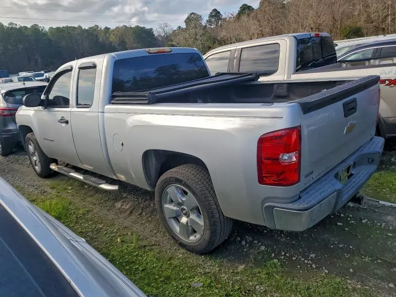 2011 CHEVROLET SILVERADO C1500 LT  