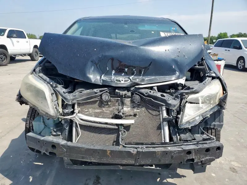2015 TOYOTA SIENNA XLE  