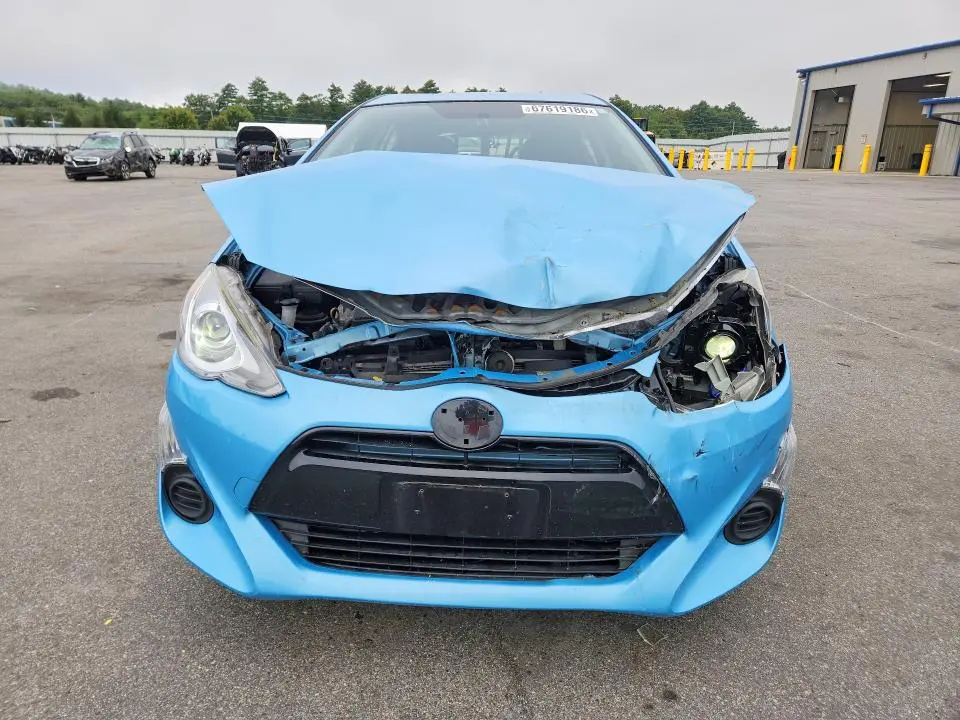 2015 TOYOTA PRIUS C TWO  