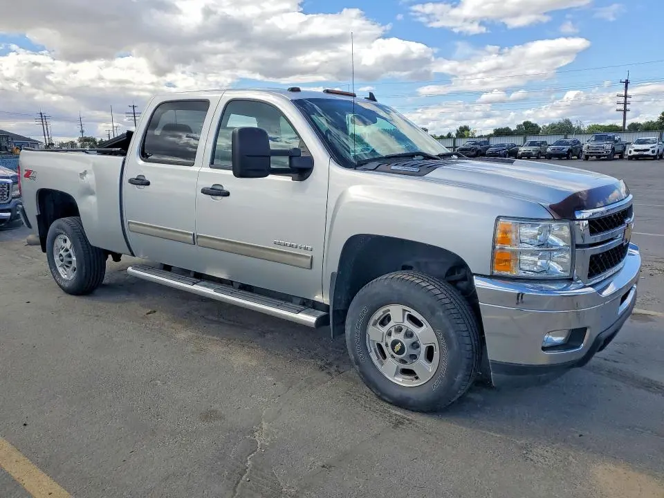 2012 CHEVROLET SILVERADO K2500 HEAVY DUTY LT  