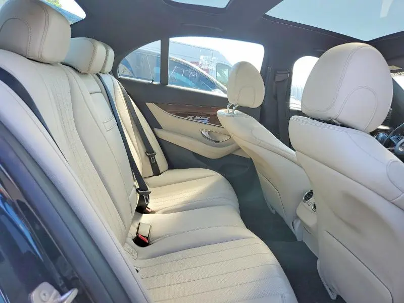 2017 MERCEDES-BENZ E 300 4MATIC  
