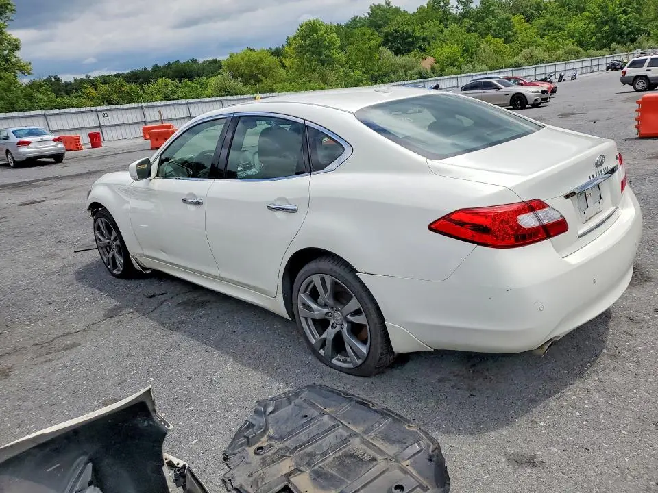 2013 INFINITI M37 X  