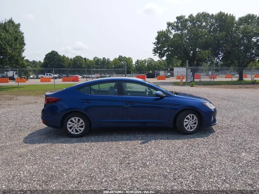 2020 HYUNDAI ELANTRA SE