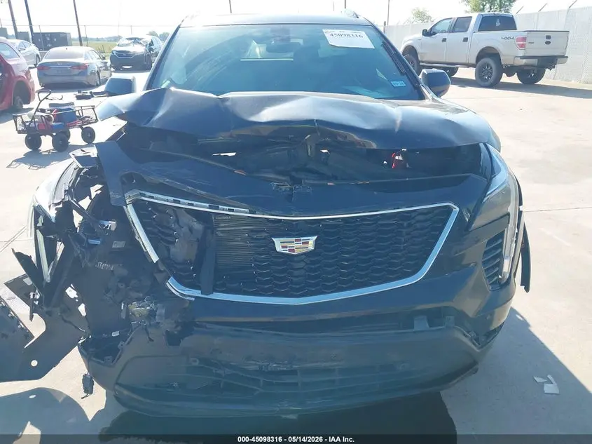 2019 CADILLAC XT4 SPORT